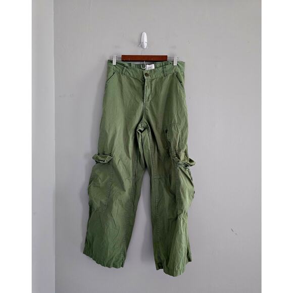 Urban Outfitters BDG Green Cargo Pants Size 8 - Picture 2 of 4